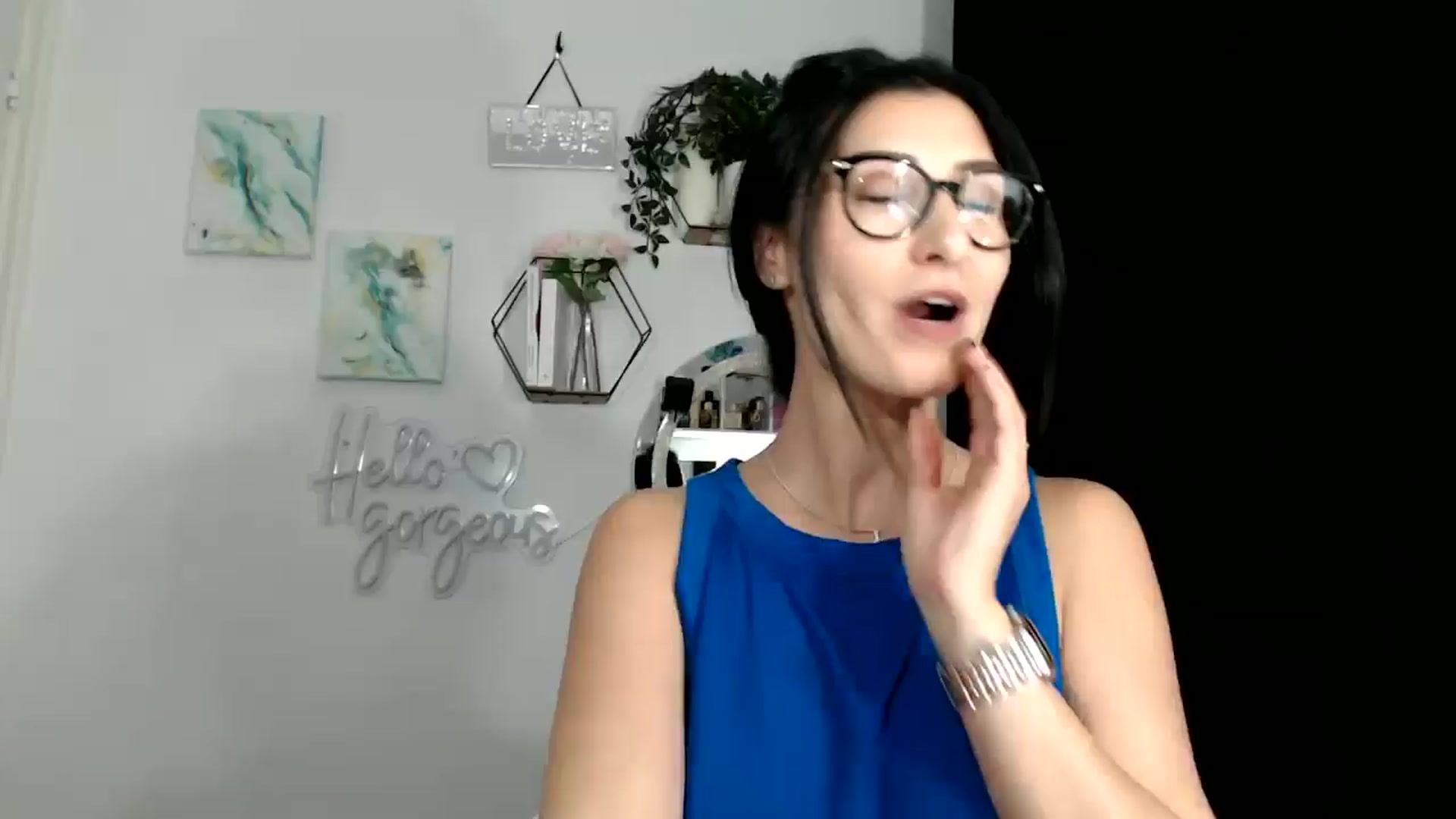 Gallery image thumbnail from Yara_77's myfreecams stream on, 01/14/2026, 16:06 image 20 of 20