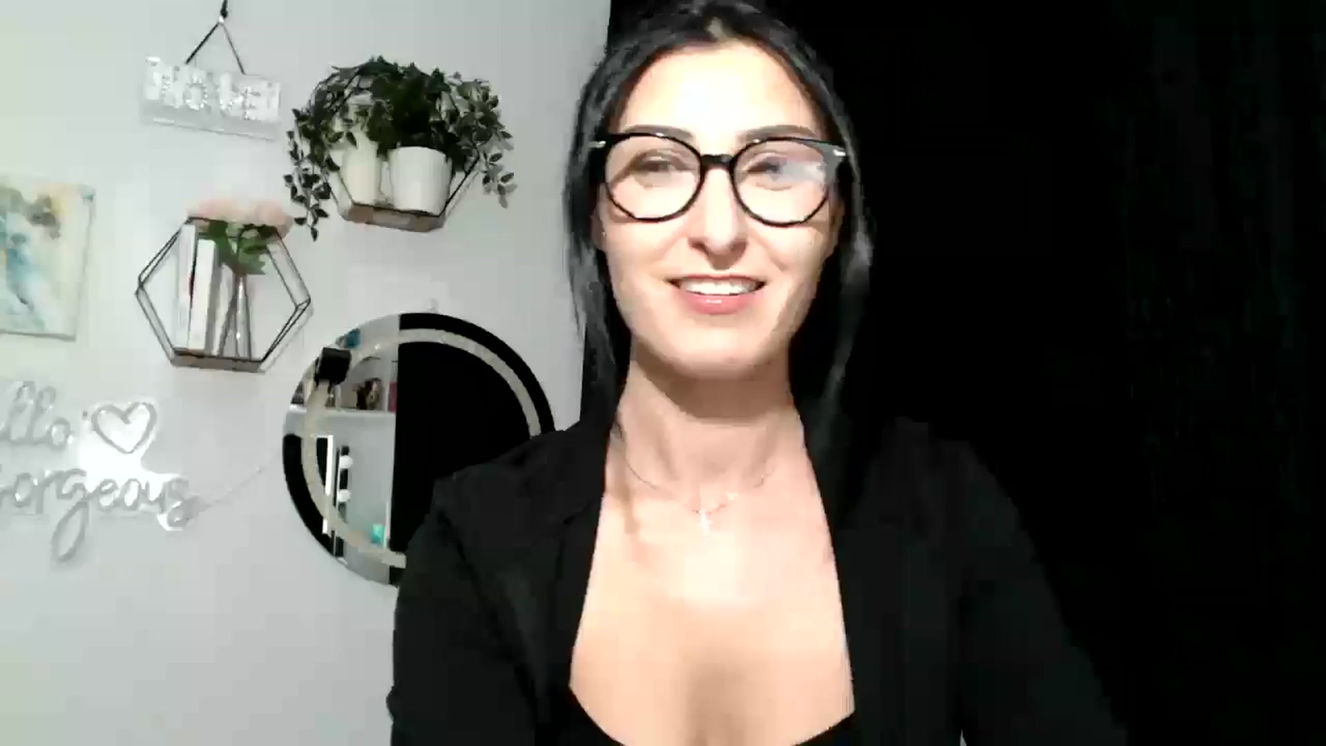 Gallery image thumbnail from Yara_77's myfreecams stream on, 01/14/2026, 19:41 image 10 of 20