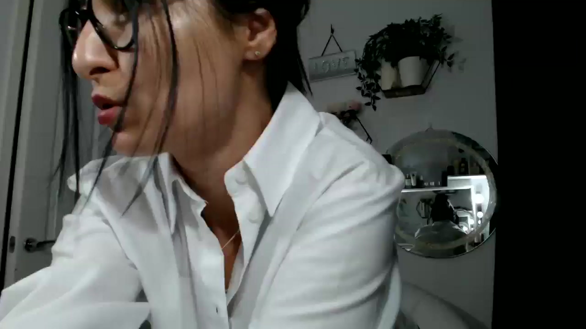 Gallery image thumbnail from Yara_77's myfreecams stream on, 01/15/2026, 15:58 image 19 of 20