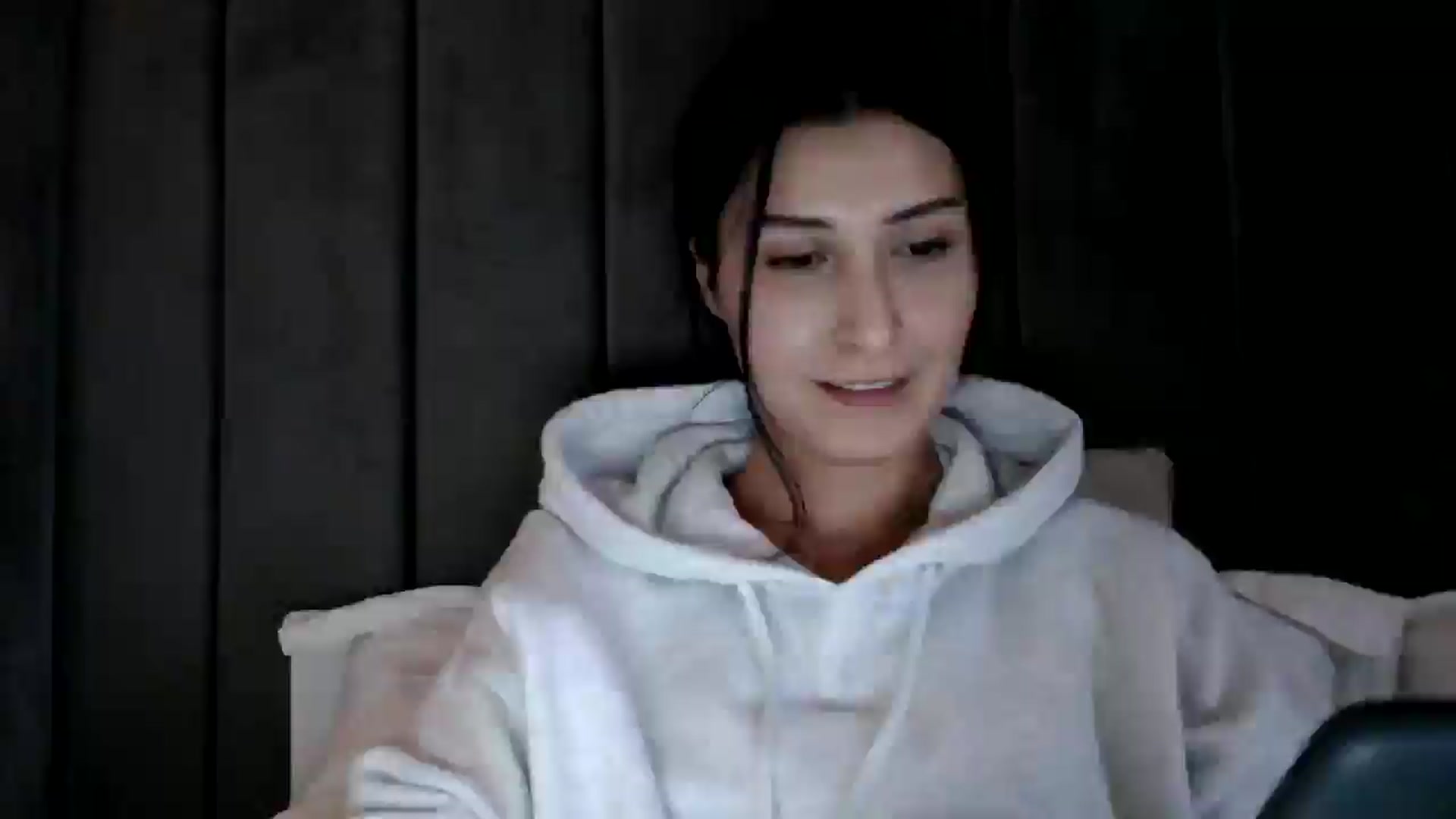 Gallery image thumbnail from Yara_77's myfreecams stream on, 02/01/2026, 15:19 image 3 of 20