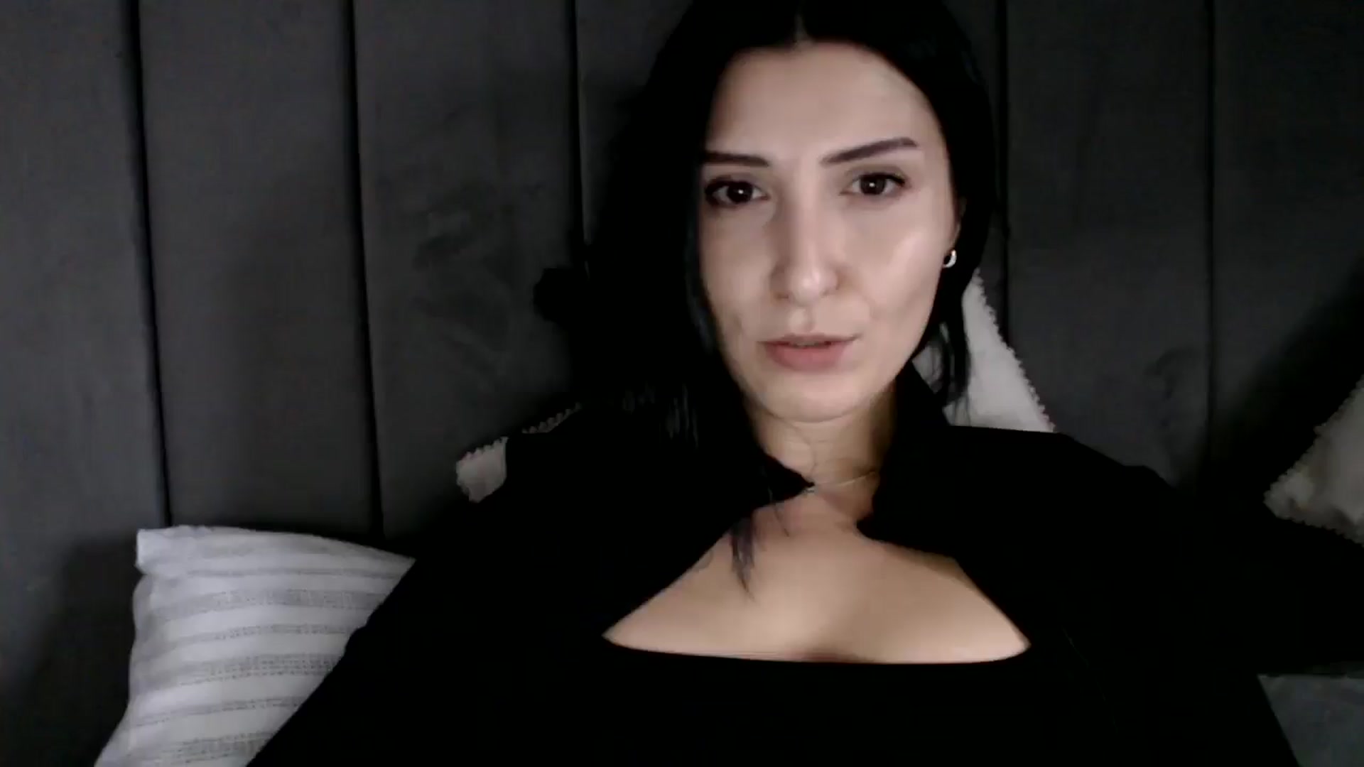 Gallery image thumbnail from Yara_77's myfreecams stream on, 02/04/2026, 11:26 image 19 of 20