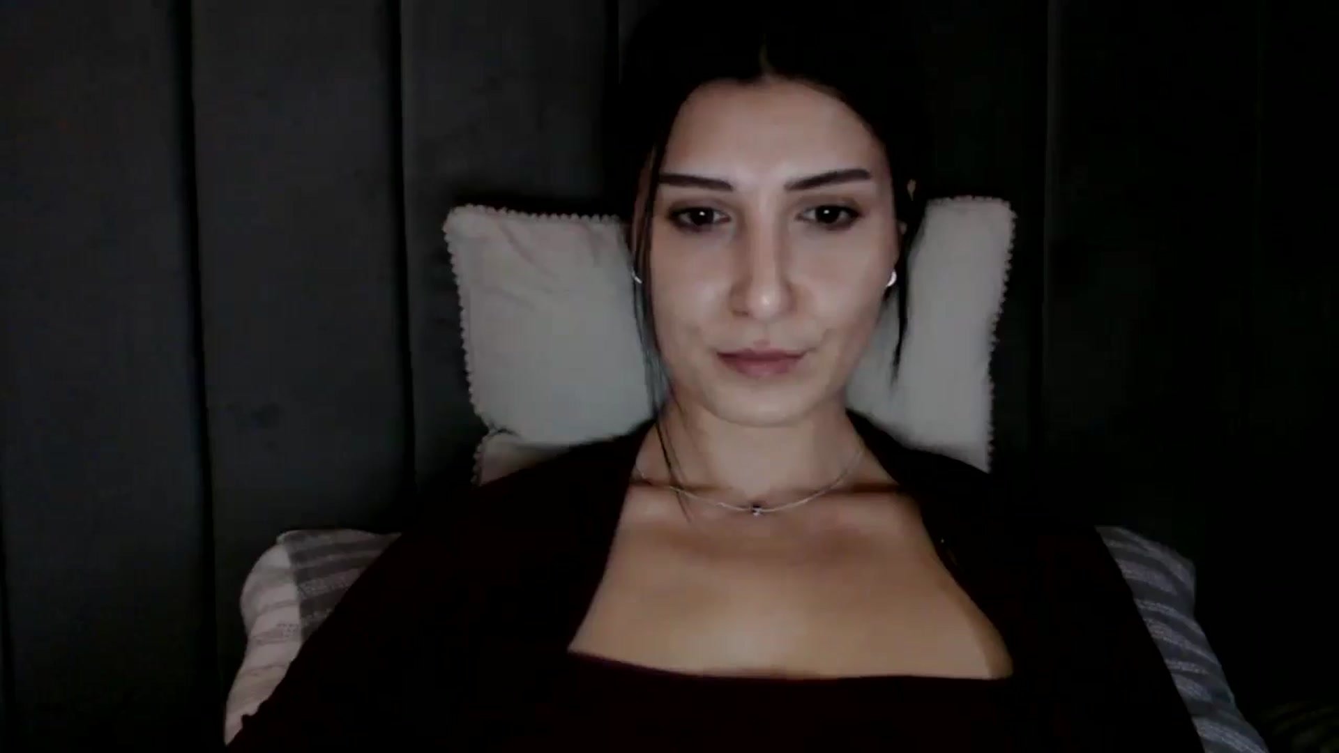 Gallery image thumbnail from Yara_77's myfreecams stream on, 02/06/2026, 13:02 image 14 of 20