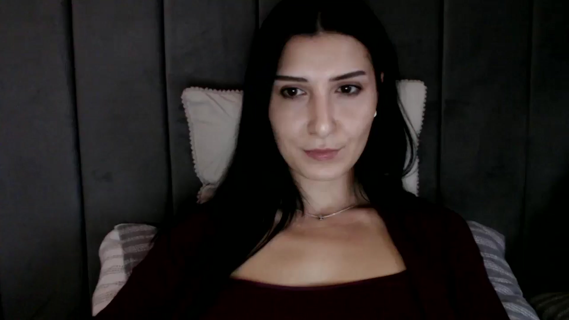Gallery image thumbnail from Yara_77's myfreecams stream on, 02/06/2026, 13:02 image 6 of 20