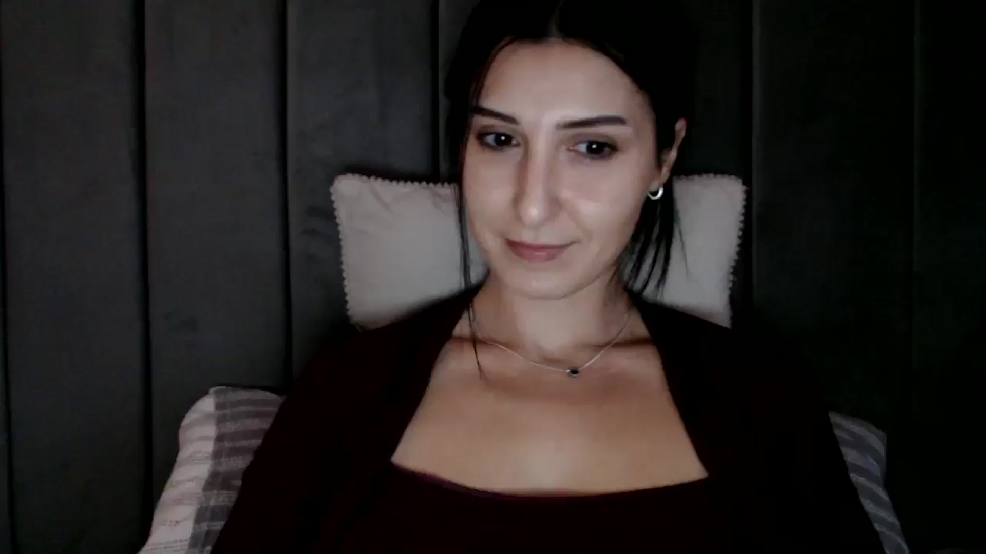 Gallery image thumbnail from Yara_77's myfreecams stream on, 02/06/2026, 14:06 image 12 of 20