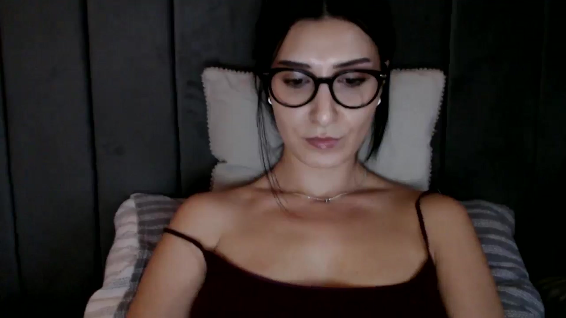 Gallery image thumbnail from Yara_77's myfreecams stream on, 02/06/2026, 14:06 image 2 of 20