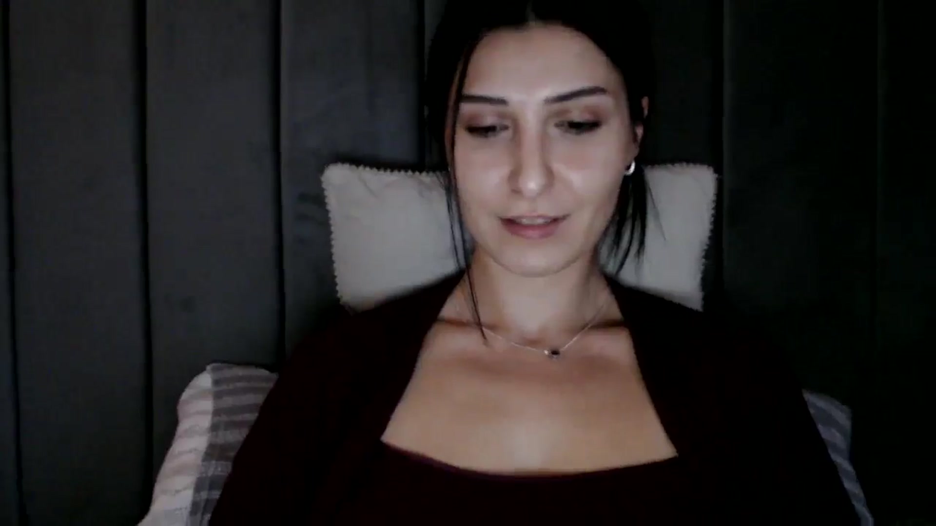 Gallery image thumbnail from Yara_77's myfreecams stream on, 02/06/2026, 14:06 image 13 of 20