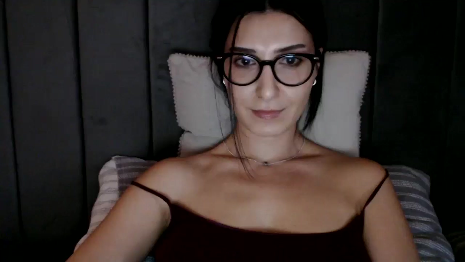 Gallery image thumbnail from Yara_77's myfreecams stream on, 02/06/2026, 14:06 image 6 of 20