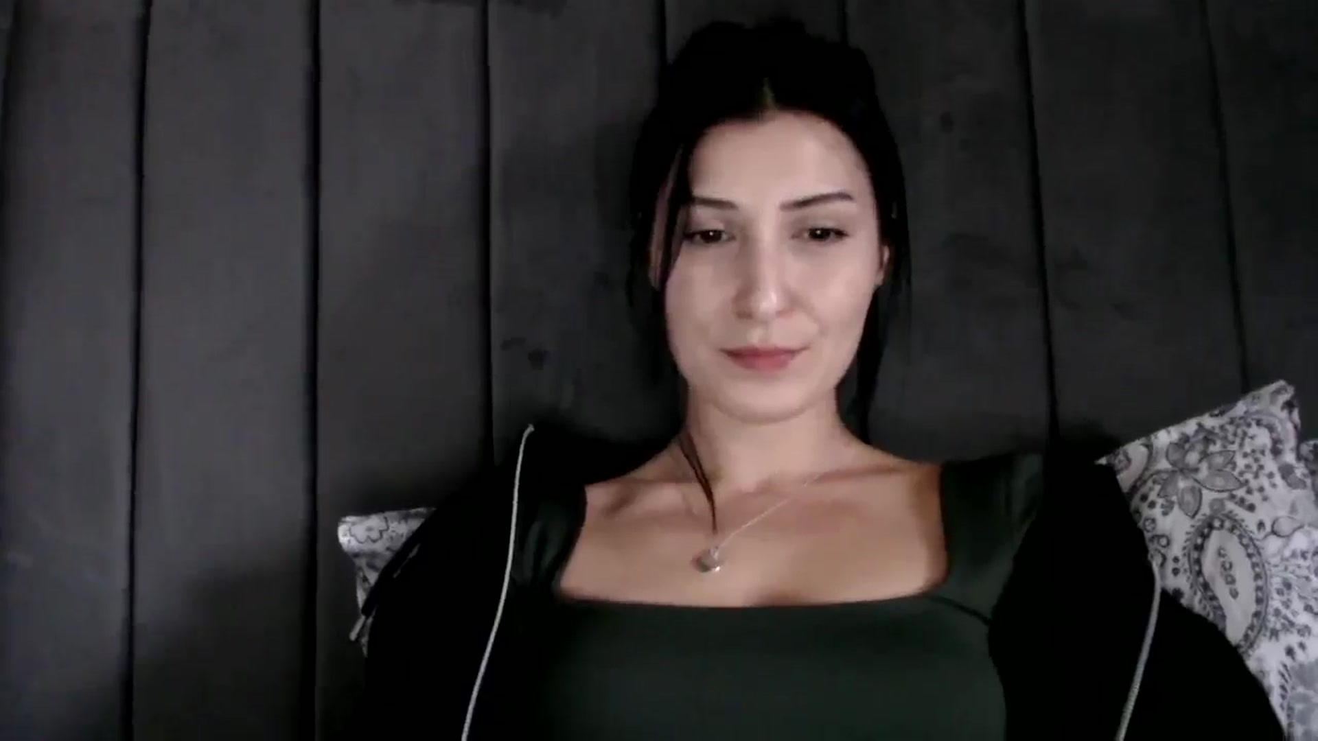 Gallery image thumbnail from Yara_77's myfreecams stream on, 02/19/2026, 12:27 image 6 of 20