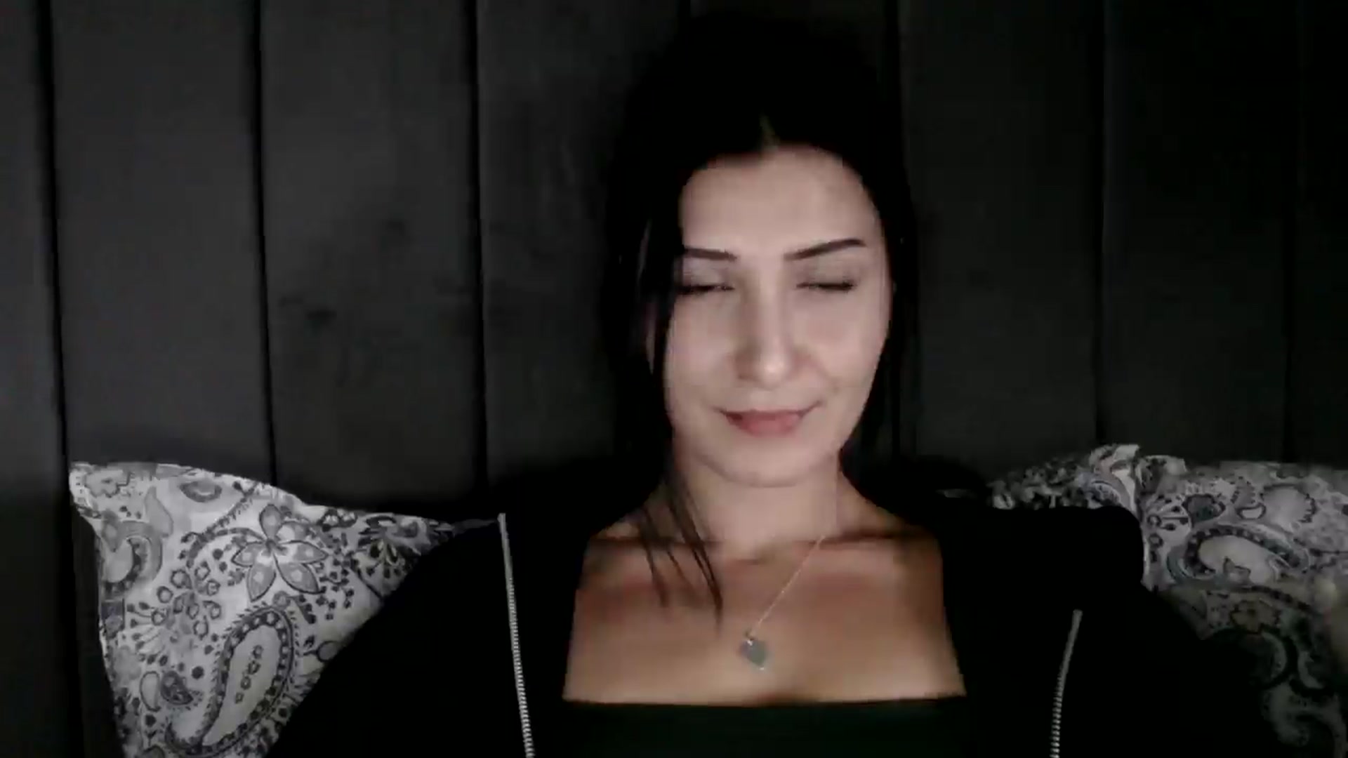 Gallery image thumbnail from Yara_77's myfreecams stream on, 02/19/2026, 12:27 image 20 of 20