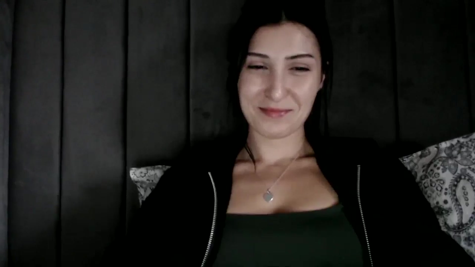 Gallery image thumbnail from Yara_77's myfreecams stream on, 02/19/2026, 12:27 image 2 of 20
