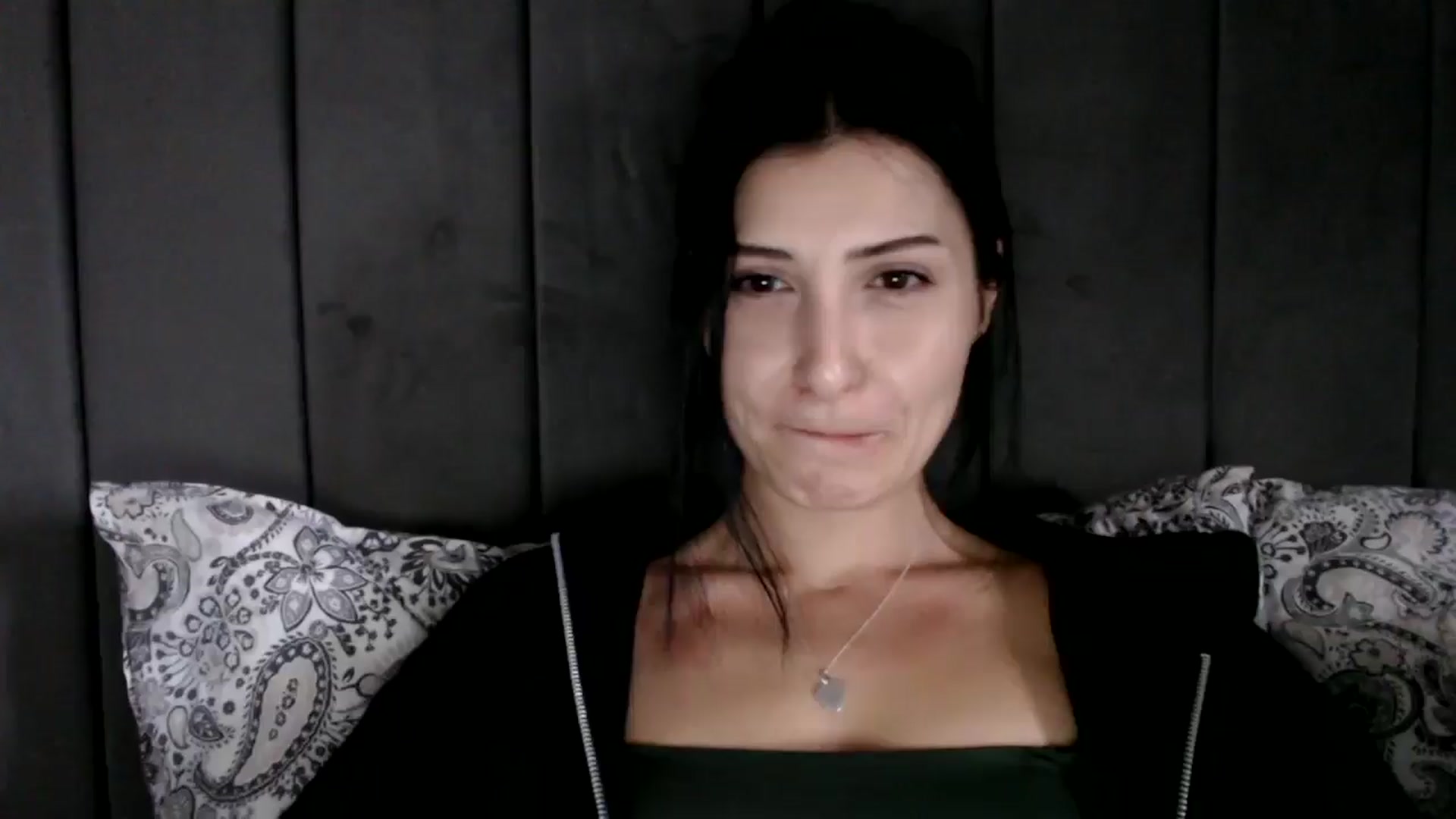 Gallery image thumbnail from Yara_77's myfreecams stream on, 02/19/2026, 12:27 image 18 of 20