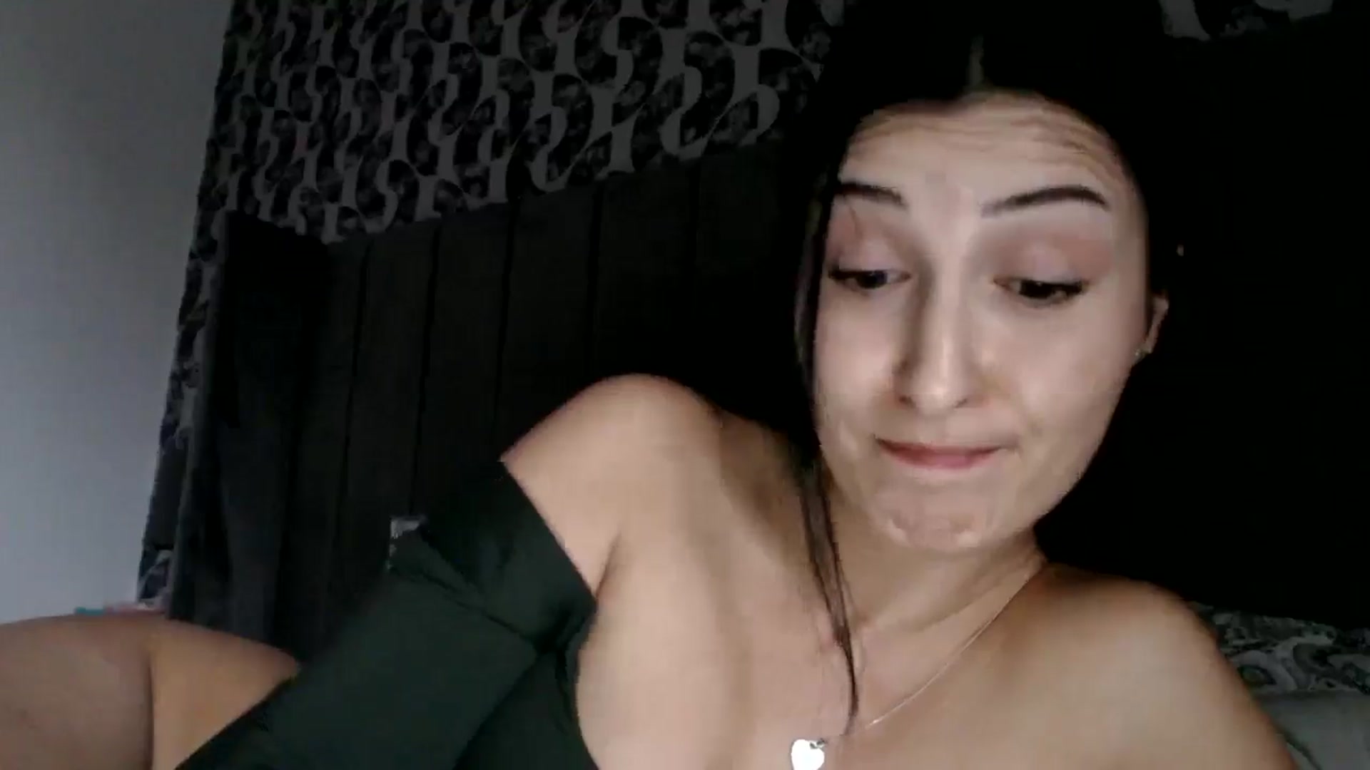 Gallery image thumbnail from Yara_77's myfreecams stream on, 02/19/2026, 13:53 image 2 of 20