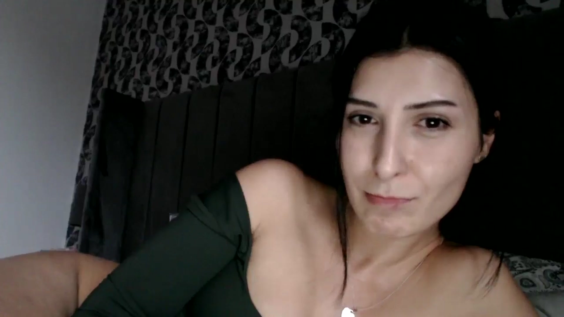 Gallery image thumbnail from Yara_77's myfreecams stream on, 02/19/2026, 13:53 image 12 of 20