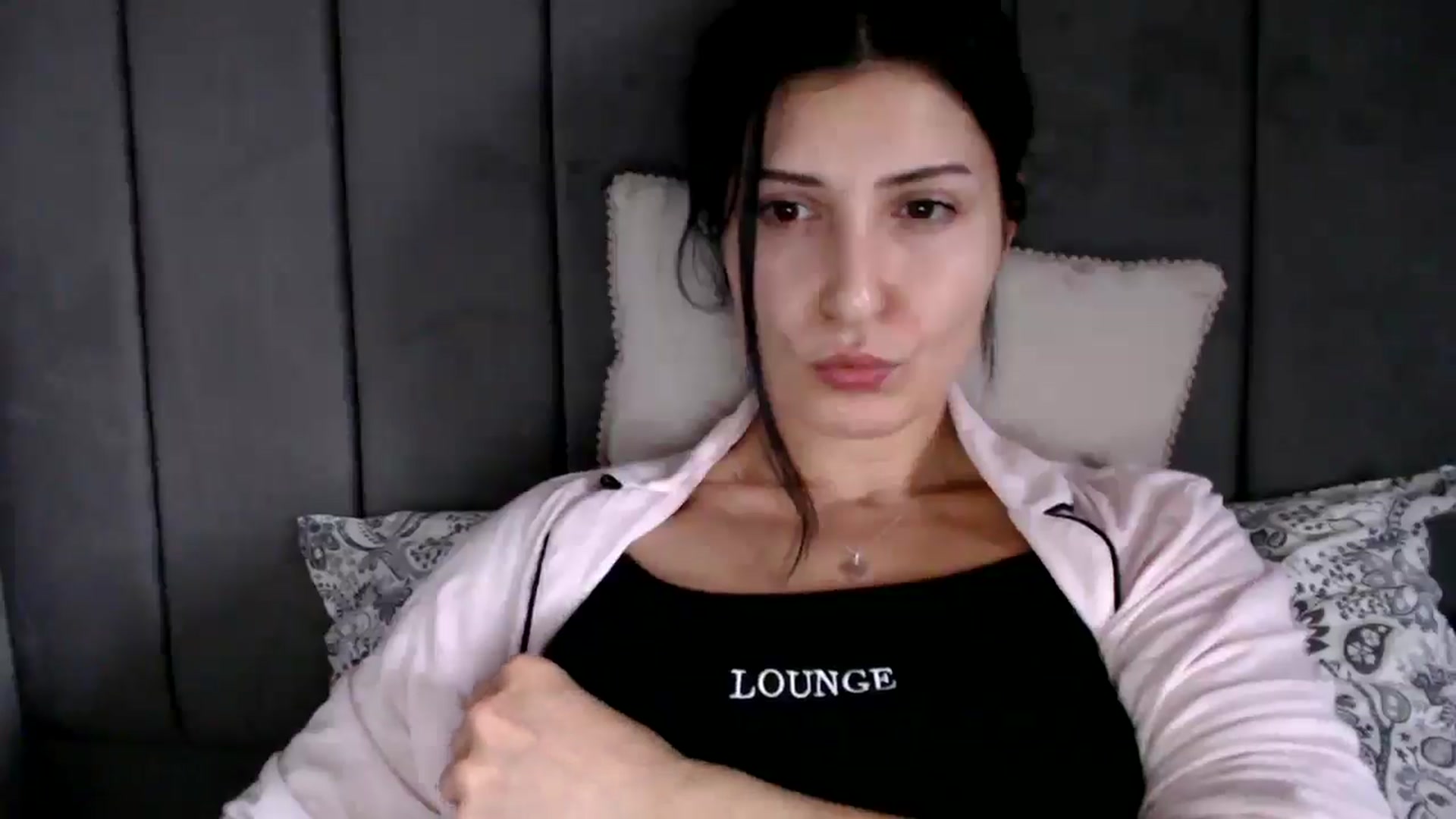 Gallery image thumbnail from Yara_77's myfreecams stream on, 02/20/2026, 10:58 image 12 of 20