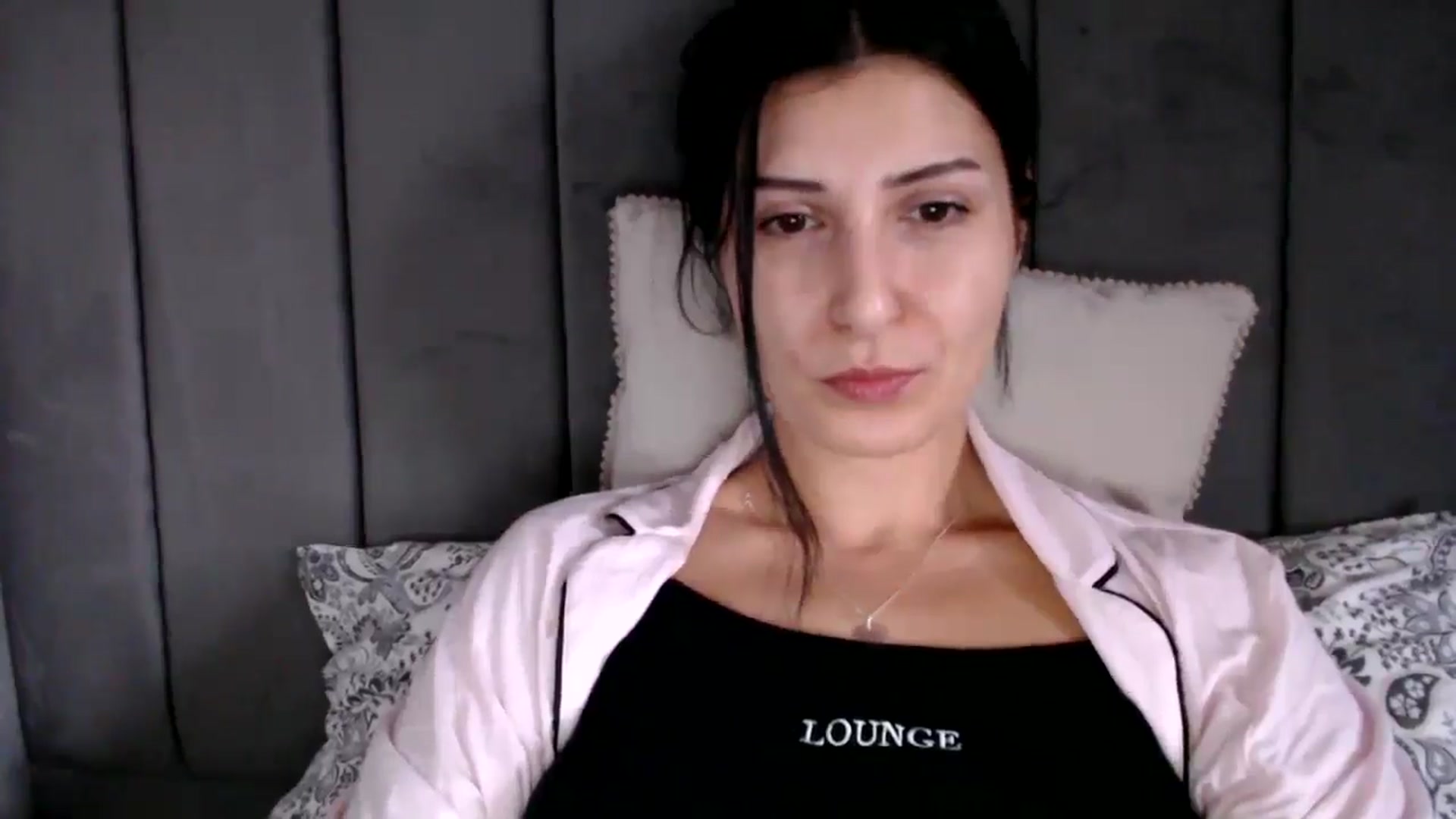 Gallery image thumbnail from Yara_77's myfreecams stream on, 02/20/2026, 10:58 image 9 of 20