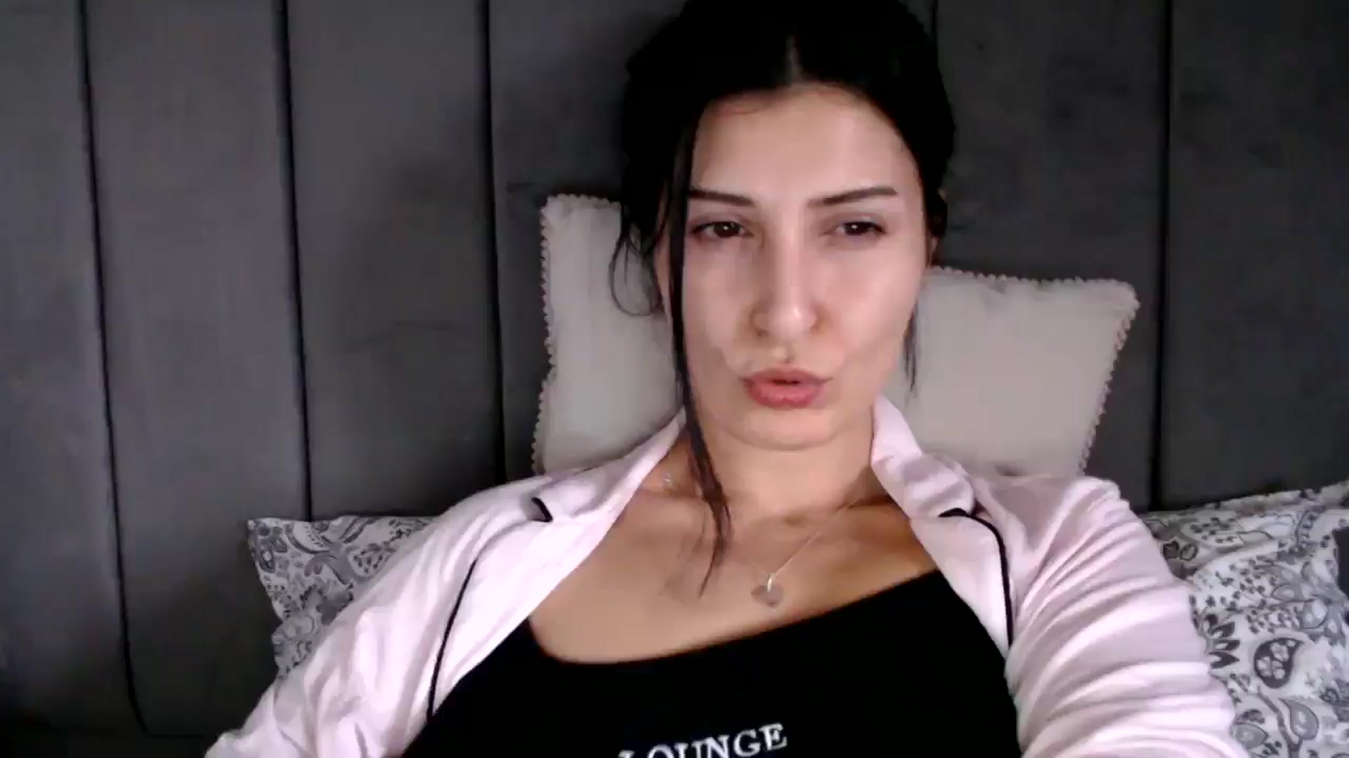 Gallery image thumbnail from Yara_77's myfreecams stream on, 02/20/2026, 10:58 image 7 of 20