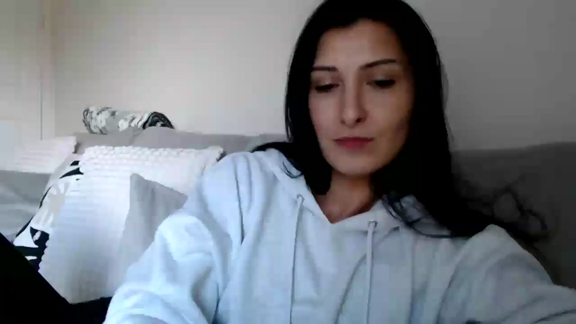 Gallery image thumbnail from Yara_77's myfreecams stream on, 03/01/2026, 15:55 image 6 of 20
