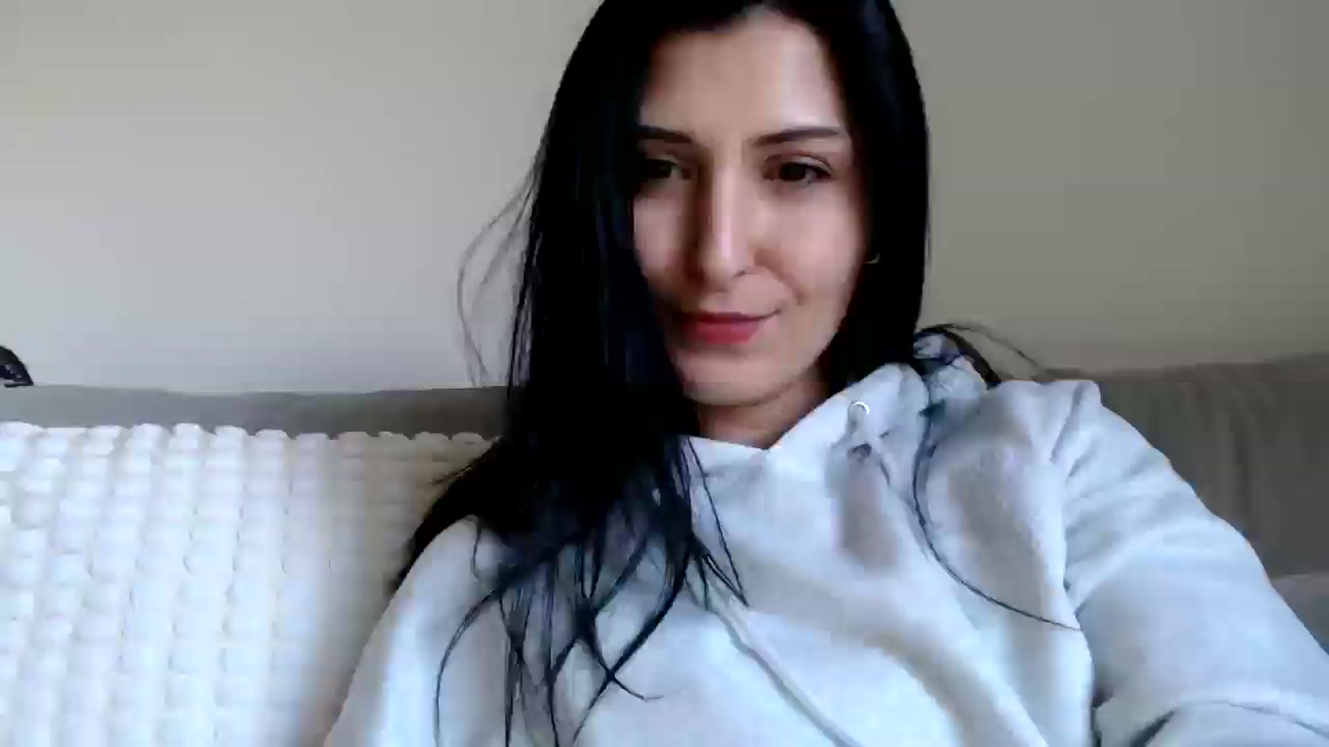 Gallery image thumbnail from Yara_77's myfreecams stream on, 03/01/2026, 15:55 image 7 of 20