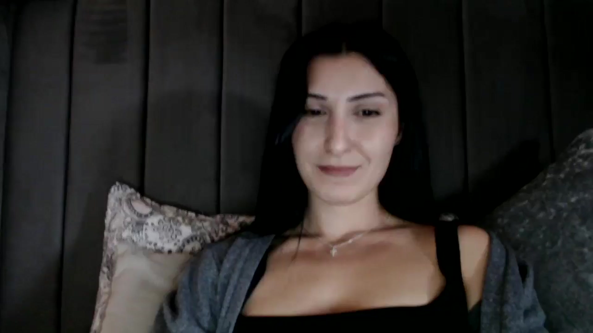 Gallery image thumbnail from Yara_77's myfreecams stream on, 03/10/2026, 15:57 image 7 of 20