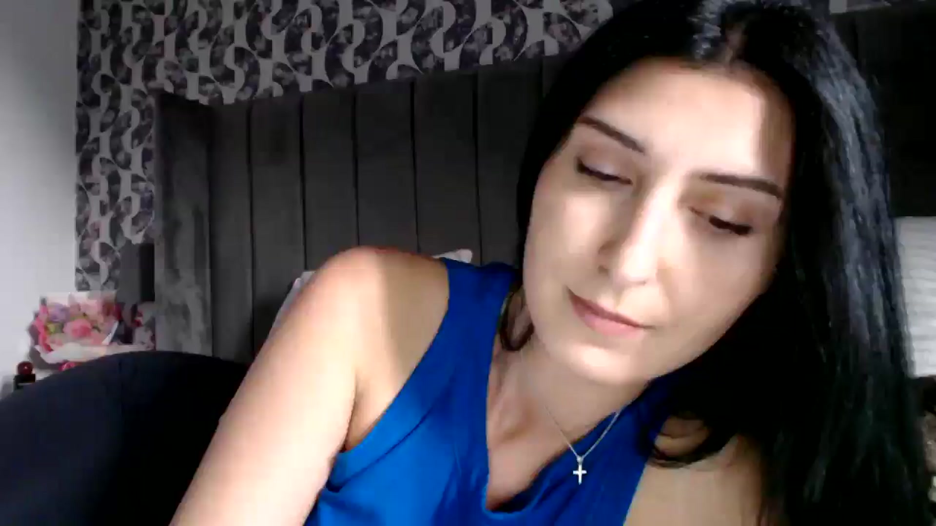 Gallery image thumbnail from Yara_77's myfreecams stream on, 03/20/2026, 16:53 image 13 of 20