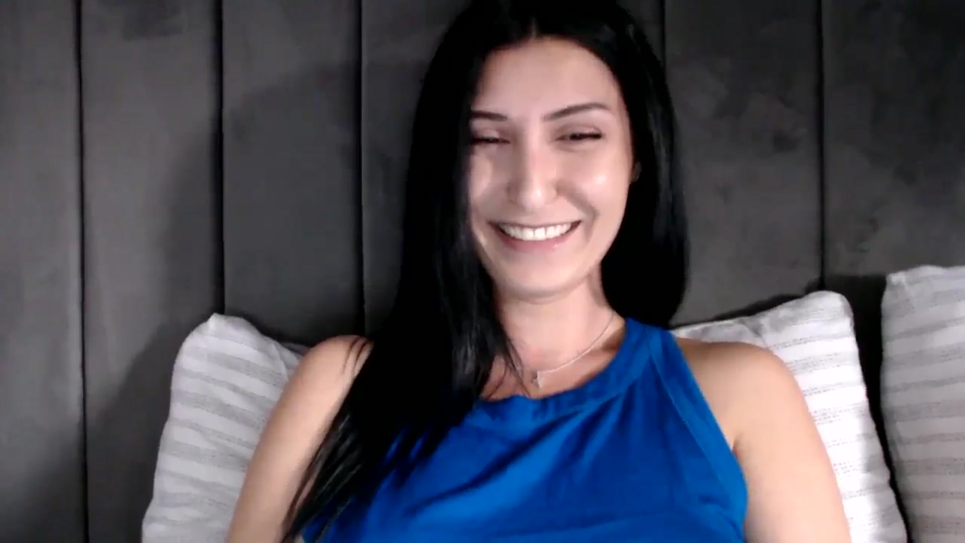 Gallery image thumbnail from Yara_77's myfreecams stream on, 03/20/2026, 16:53 image 4 of 20