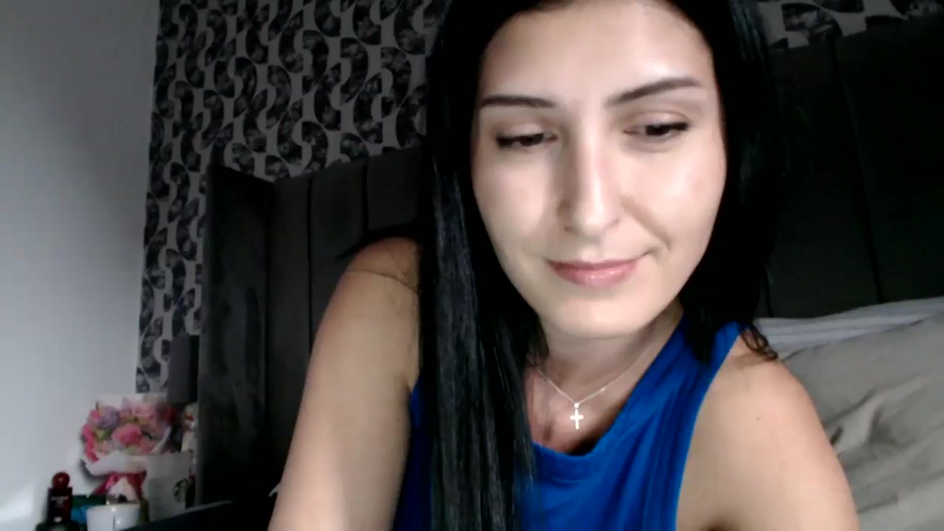 Gallery image thumbnail from Yara_77's myfreecams stream on, 03/20/2026, 17:25 image 8 of 20