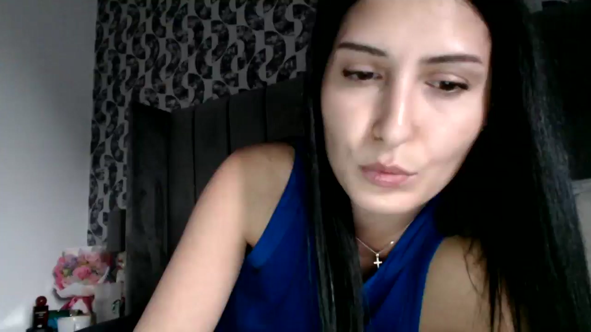 Gallery image thumbnail from Yara_77's myfreecams stream on, 03/20/2026, 17:25 image 5 of 20