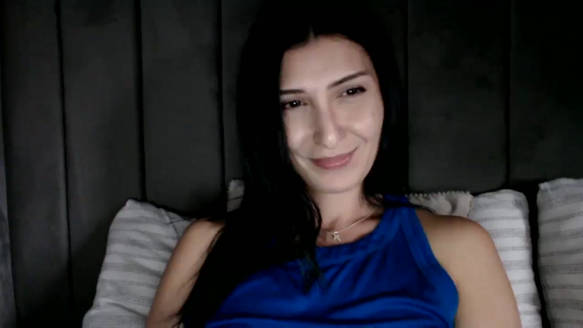 Gallery image thumbnail from Yara_77's myfreecams stream on, 03/20/2026, 17:25 image 19 of 20