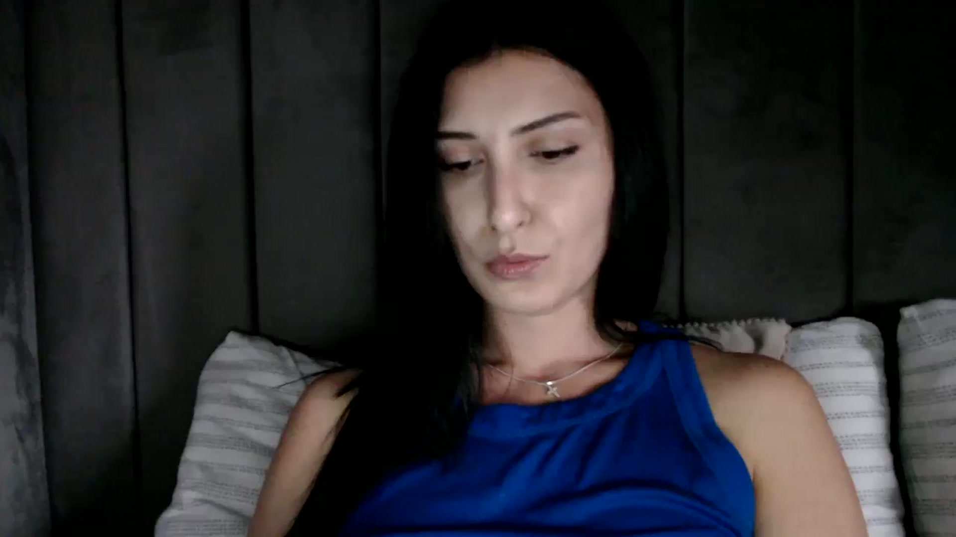 Gallery image thumbnail from Yara_77's myfreecams stream on, 03/20/2026, 17:25 image 16 of 20