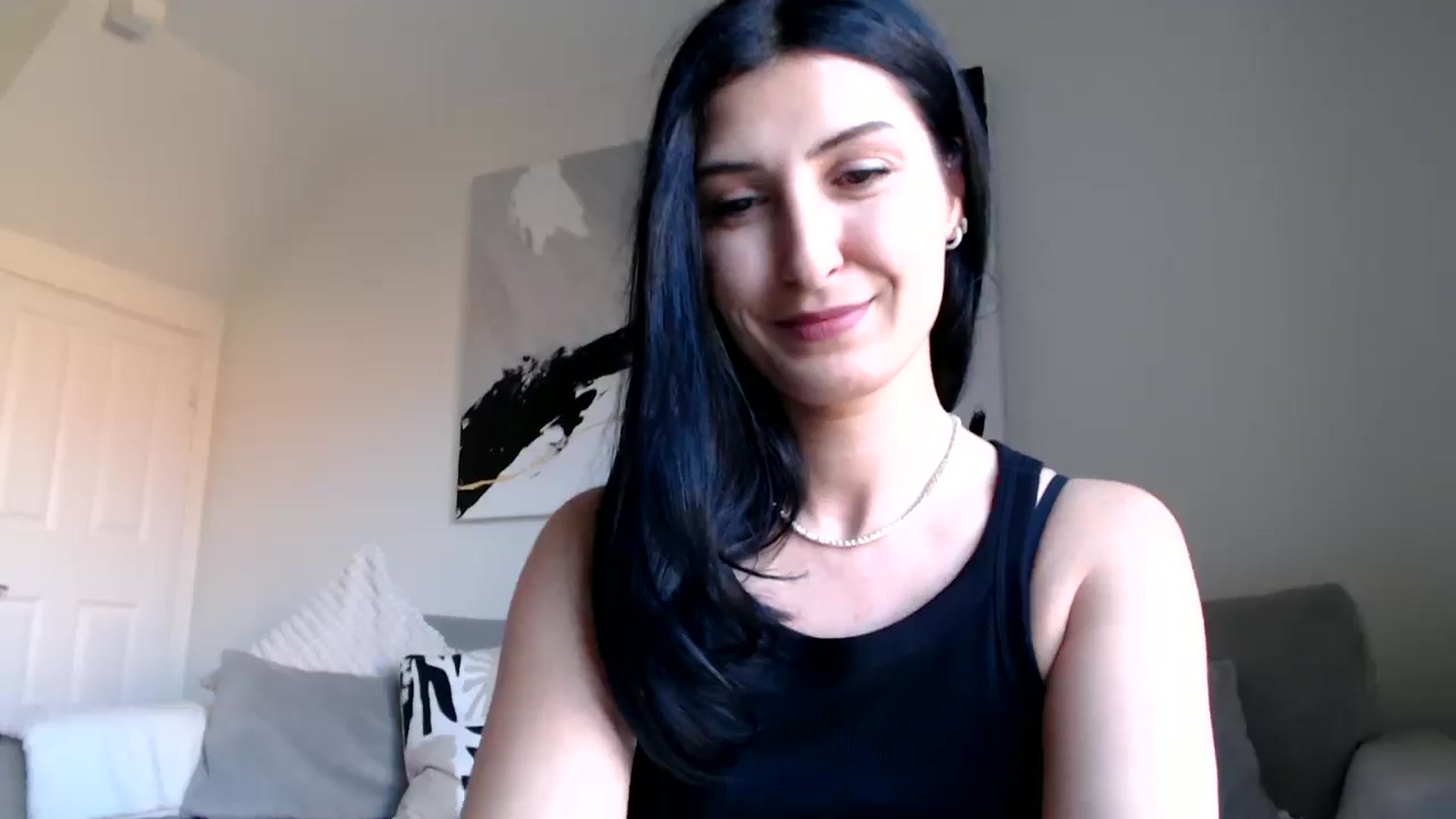 Gallery image thumbnail from Yara_77's myfreecams stream on, 04/02/2026, 13:31 image 4 of 20