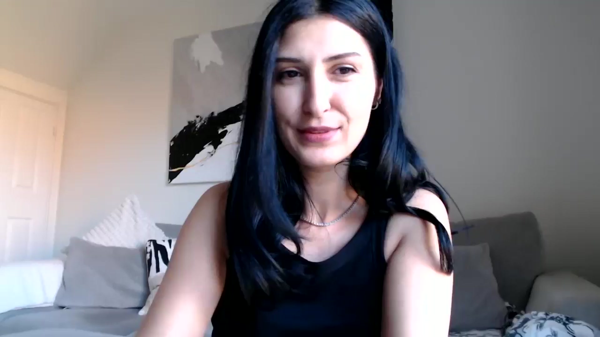 Gallery image thumbnail from Yara_77's myfreecams stream on, 04/02/2026, 13:31 image 7 of 20