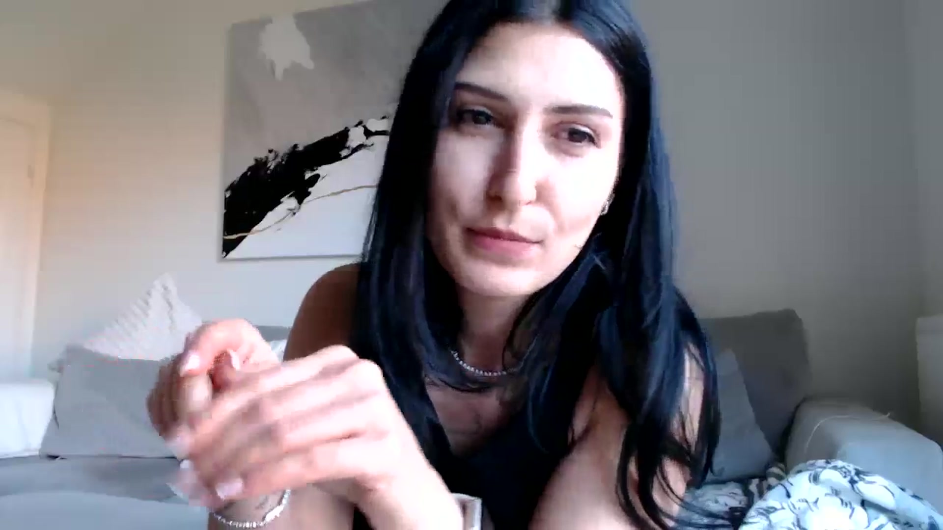 Gallery image thumbnail from Yara_77's myfreecams stream on, 04/02/2026, 16:18 image 7 of 20