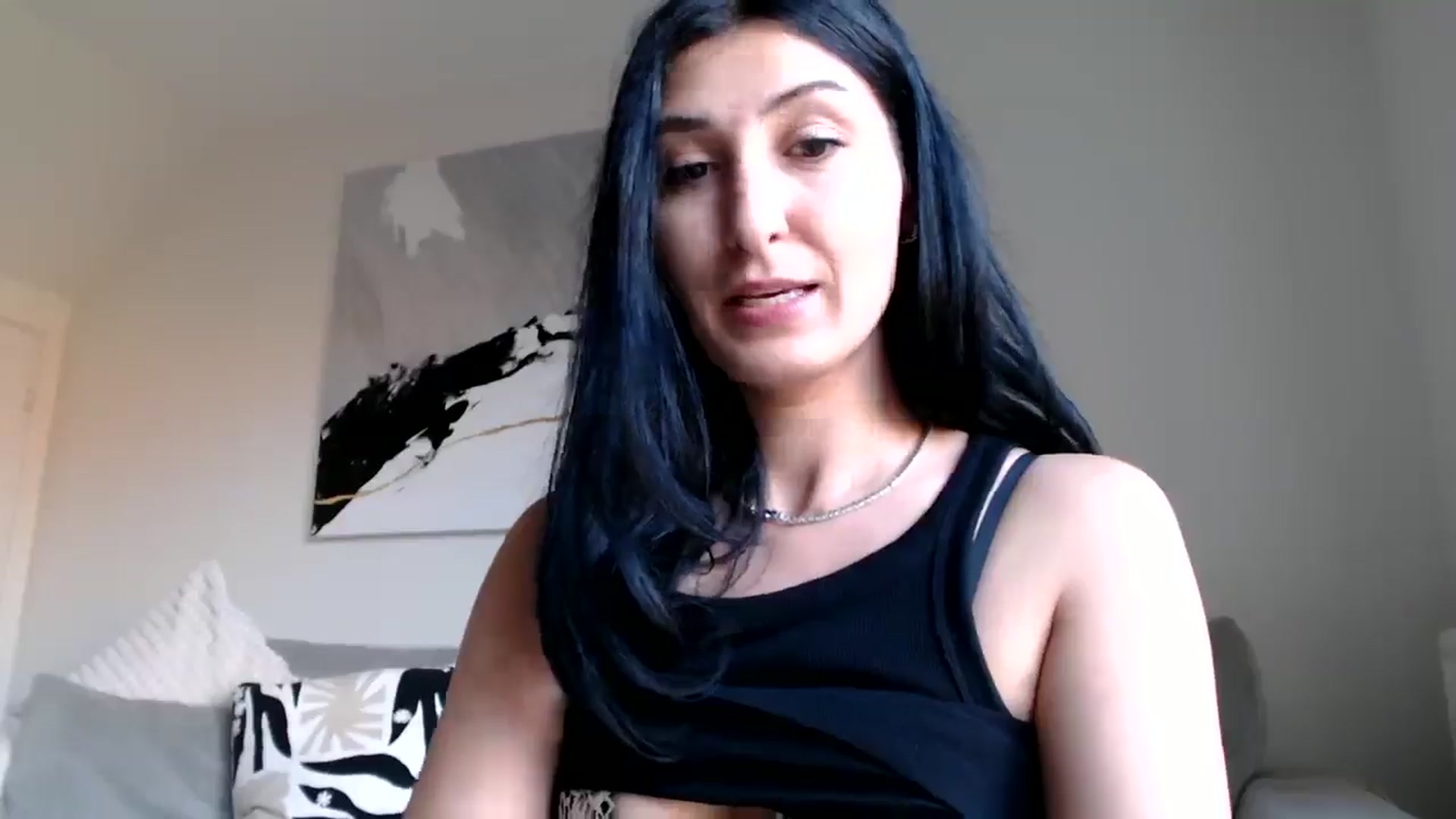 Gallery image thumbnail from Yara_77's myfreecams stream on, 04/02/2026, 16:18 image 13 of 20