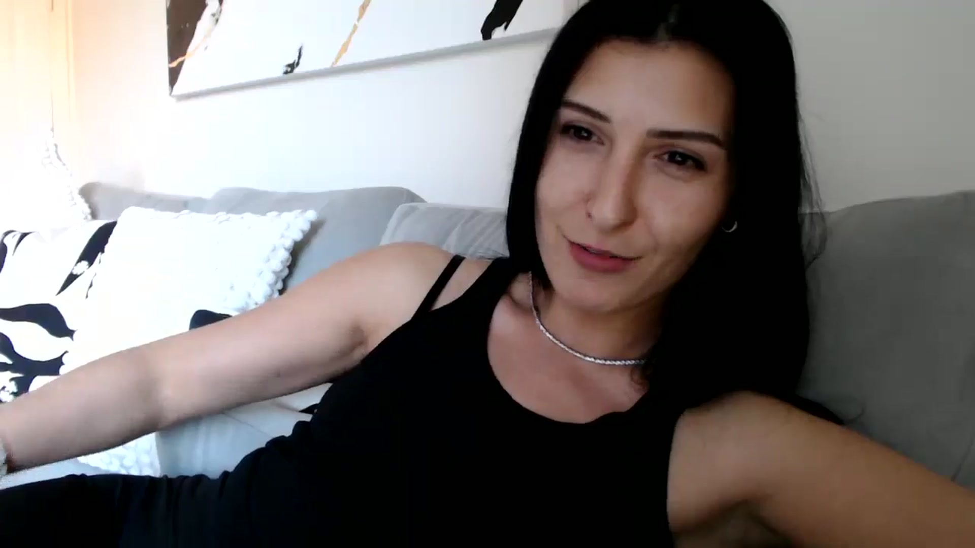 Gallery image thumbnail from Yara_77's myfreecams stream on, 04/02/2026, 16:18 image 5 of 20