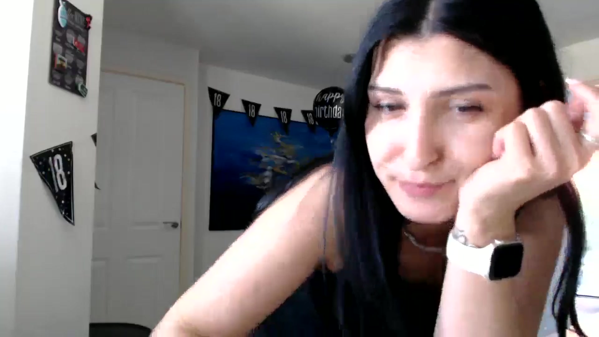Gallery image thumbnail from Yara_77's myfreecams stream on, 04/02/2026, 16:18 image 9 of 20
