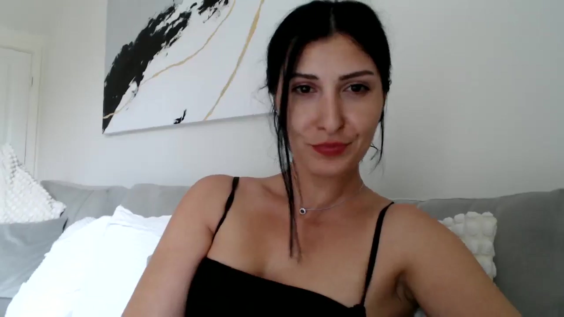 Gallery image thumbnail from Yara_77's myfreecams stream on, 05/05/2026, 15:59 image 19 of 20