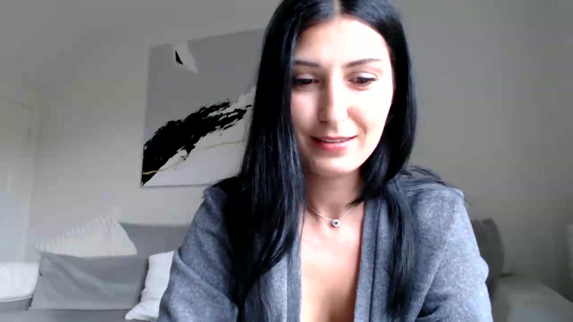 Gallery image thumbnail from Yara_77's myfreecams stream on, 05/06/2026, 13:26 image 6 of 20