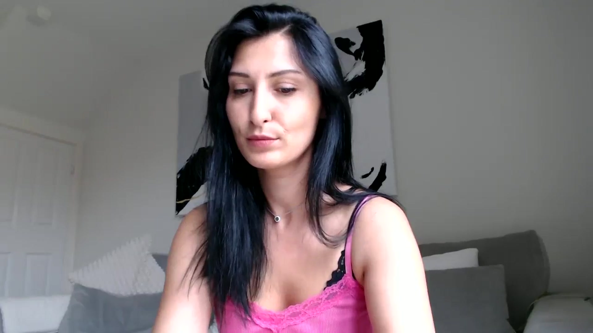 Gallery image thumbnail from Yara_77's myfreecams stream on, 05/07/2026, 11:33 image 11 of 20