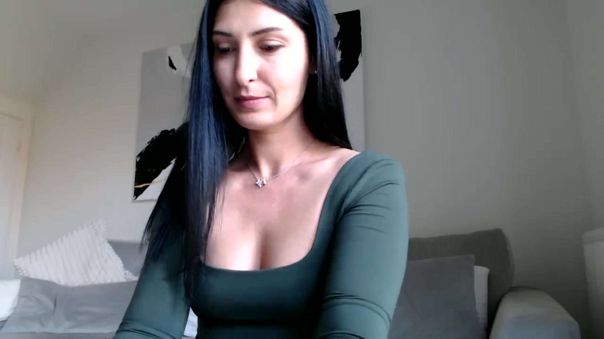 Gallery image thumbnail from Yara_77's myfreecams stream on, 05/08/2026, 12:01 image 3 of 20