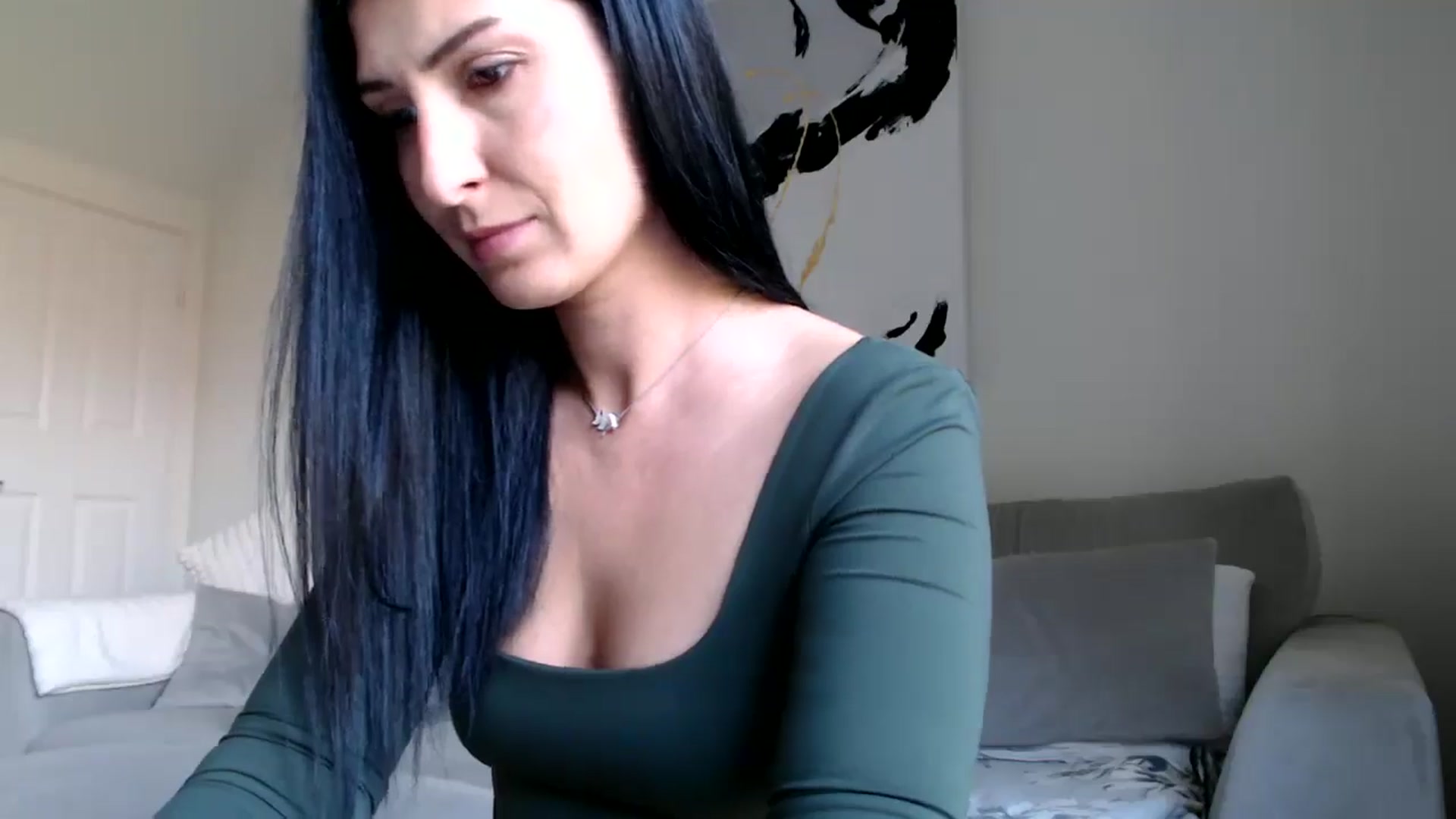 Gallery image thumbnail from Yara_77's myfreecams stream on, 05/08/2026, 12:01 image 16 of 20