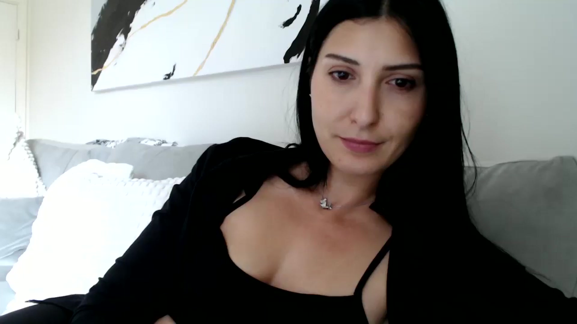 Gallery image thumbnail from Yara_77's myfreecams stream on, 05/08/2026, 14:20 image 9 of 20