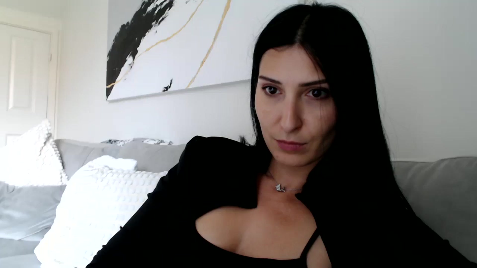 Gallery image thumbnail from Yara_77's myfreecams stream on, 05/08/2026, 14:20 image 8 of 20
