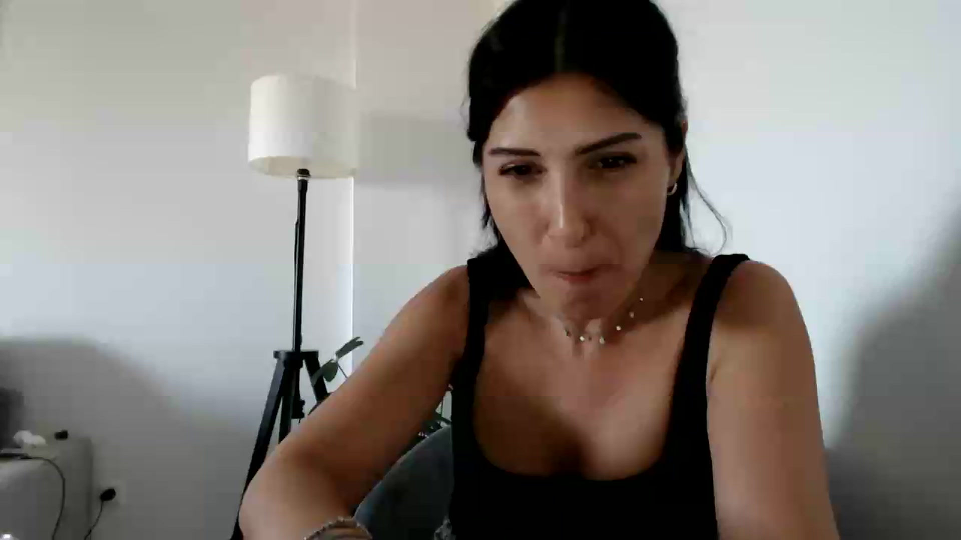Gallery image thumbnail from Yara_77's myfreecams stream on, 05/27/2026, 11:58 image 2 of 20