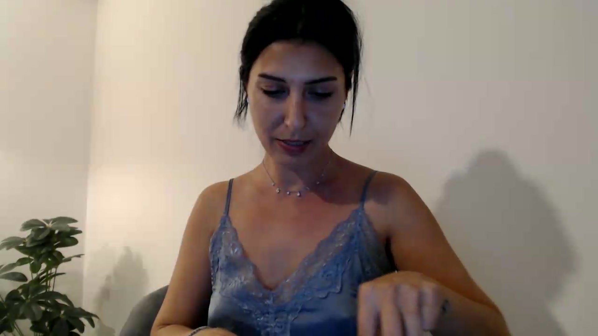 Gallery image thumbnail from Yara_77's myfreecams stream on, 05/28/2026, 18:52 image 14 of 20
