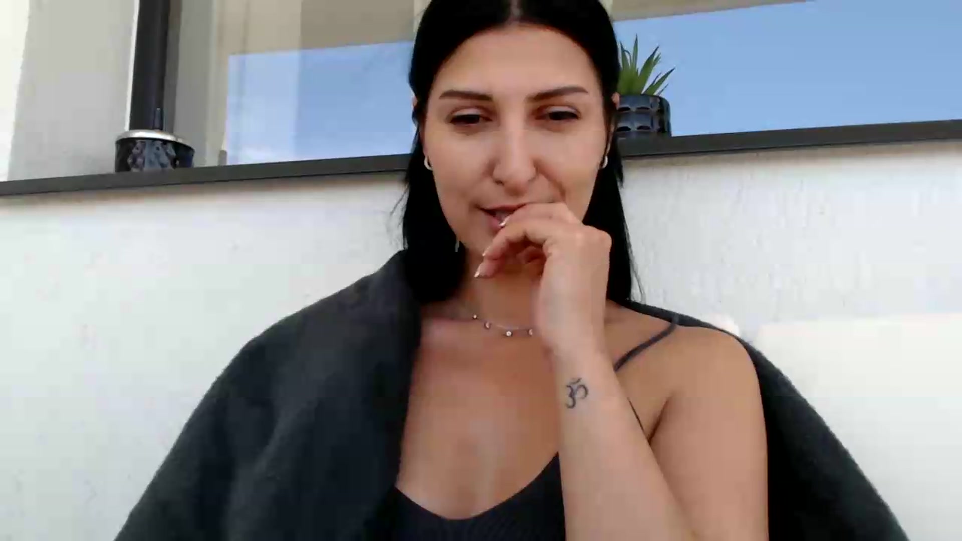 Gallery image thumbnail from Yara_77's myfreecams stream on, 05/30/2026, 10:14 image 7 of 20
