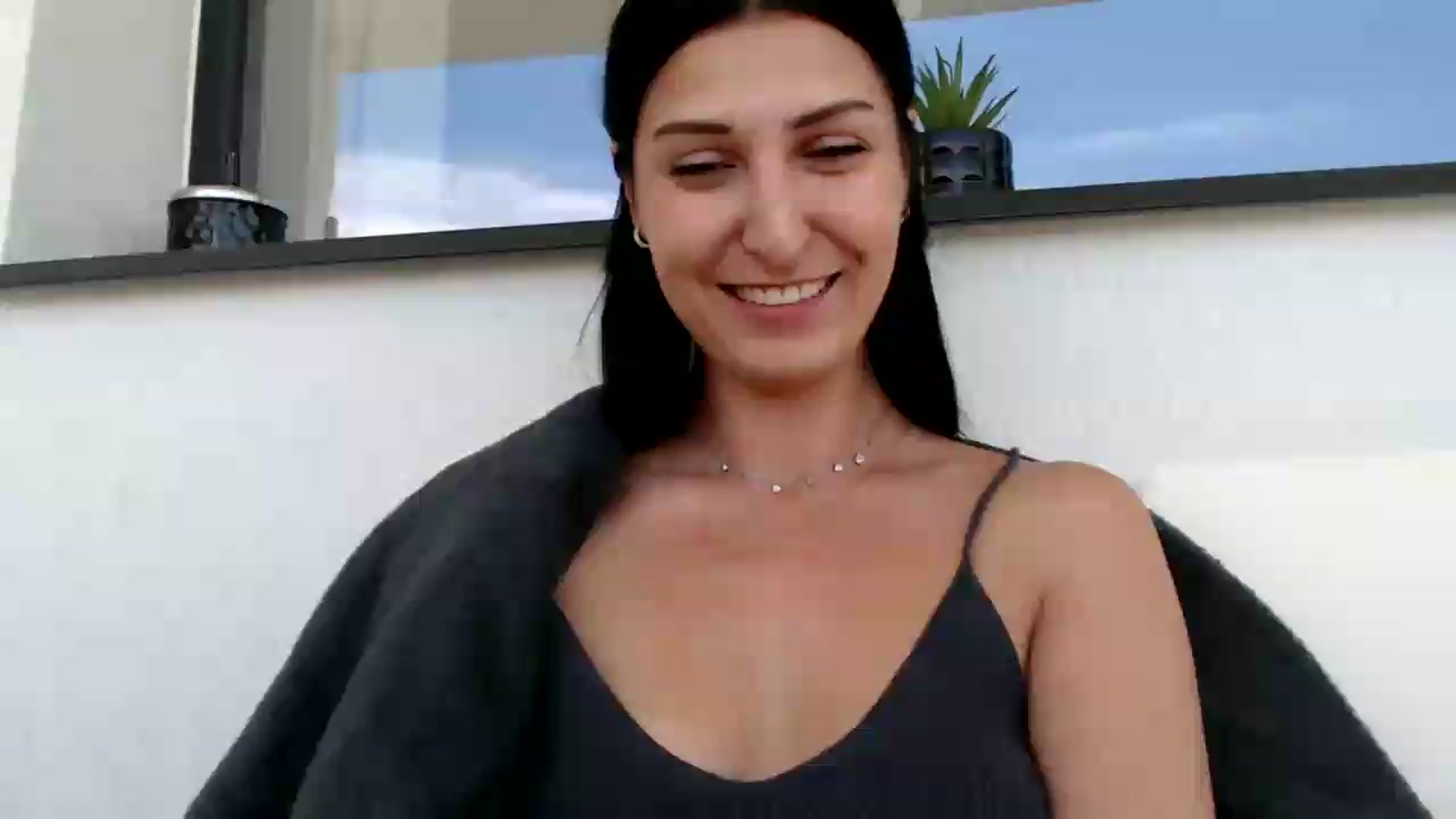 Gallery image thumbnail from Yara_77's myfreecams stream on, 05/30/2026, 10:14 image 13 of 20
