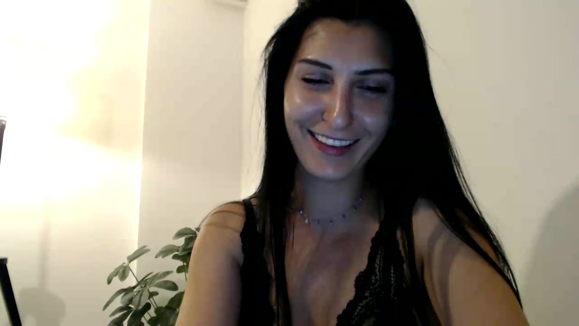 Gallery image thumbnail from Yara_77's myfreecams stream on, 05/30/2026, 19:28 image 10 of 20