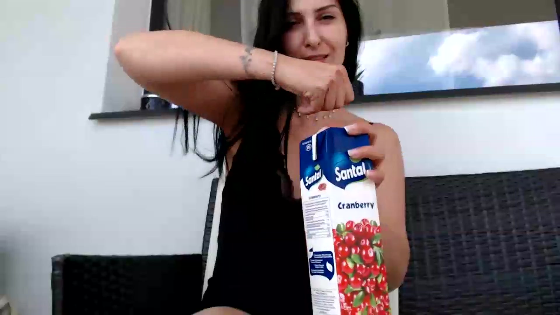 Gallery image thumbnail from Yara_77's myfreecams stream on, 06/03/2026, 15:34 image 12 of 20
