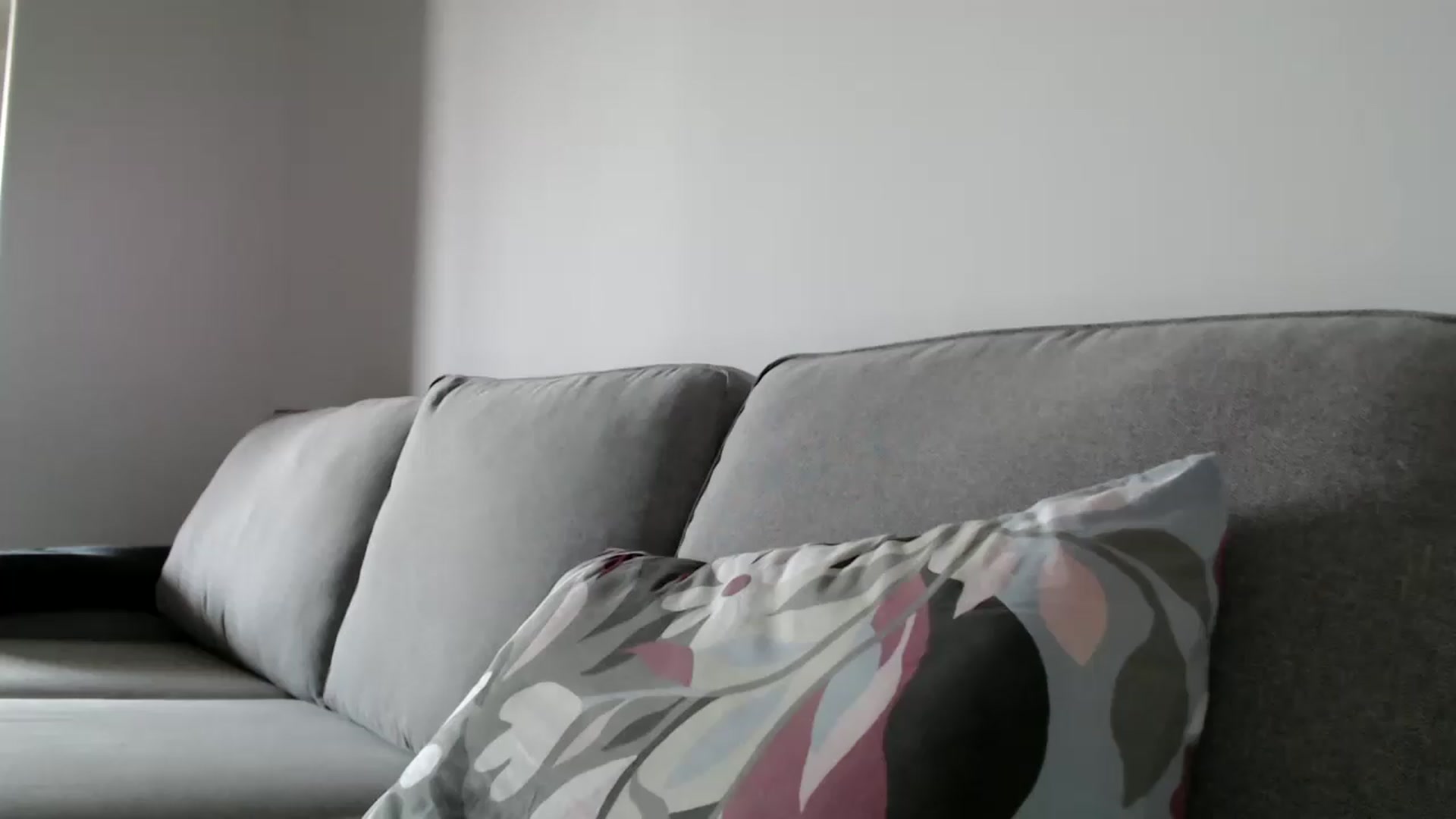 Gallery image thumbnail from Yara_77's myfreecams stream on, 06/04/2026, 12:11 image 1 of 20