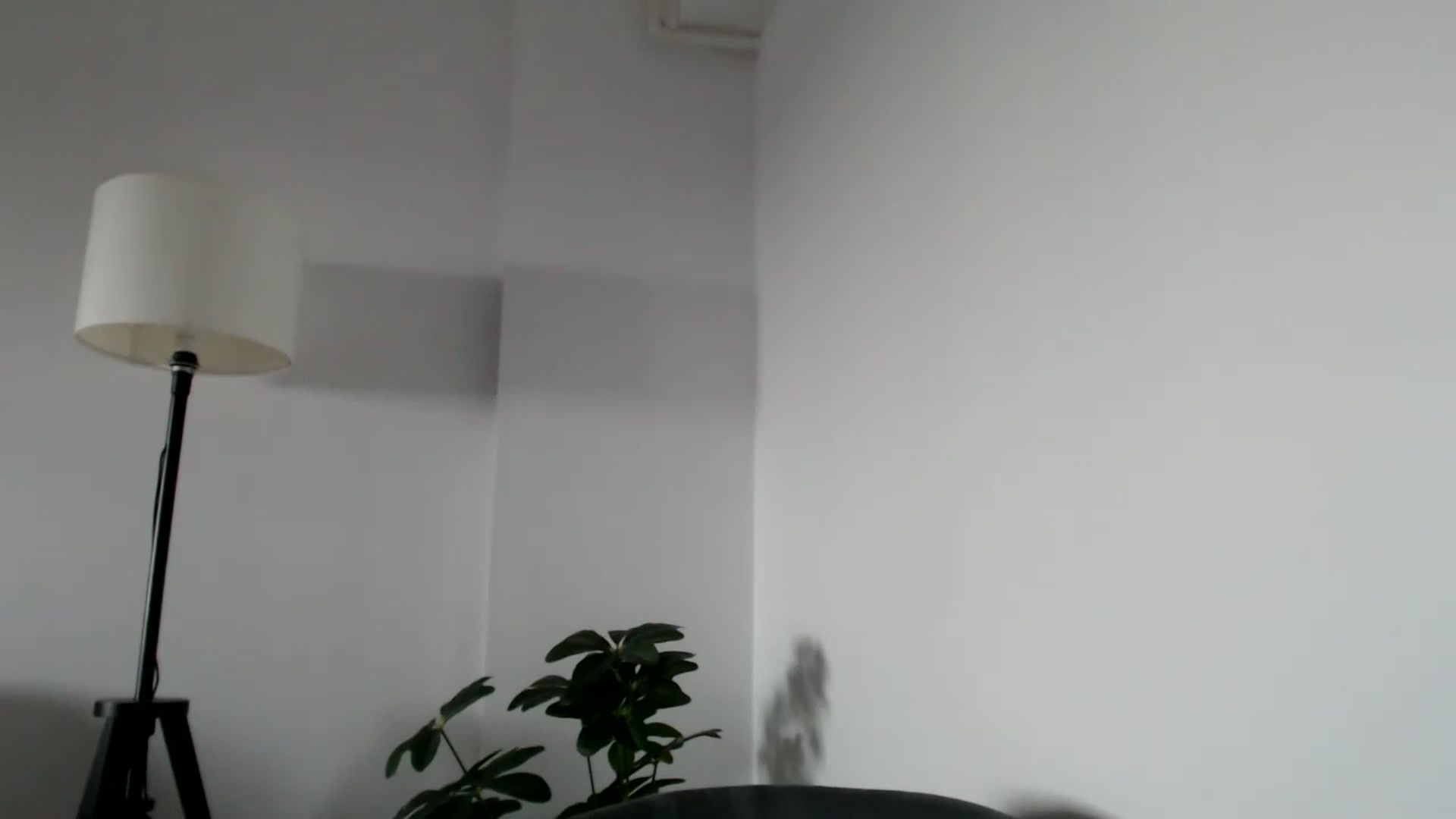 Gallery image thumbnail from Yara_77's myfreecams stream on, 06/08/2026, 16:00 image 13 of 20